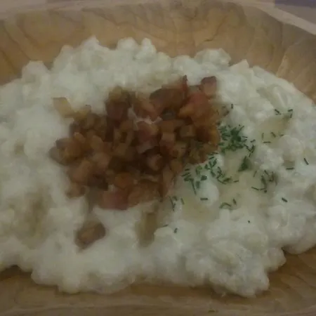 Flora Готель